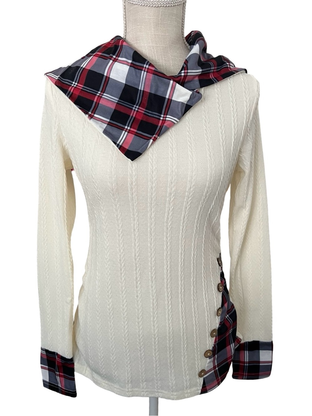 SHEIN Cream Cable Knit Sweater with Red & Black Plaid Trim